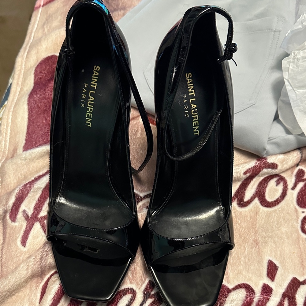 Saint Laurent Glossy Black Heels